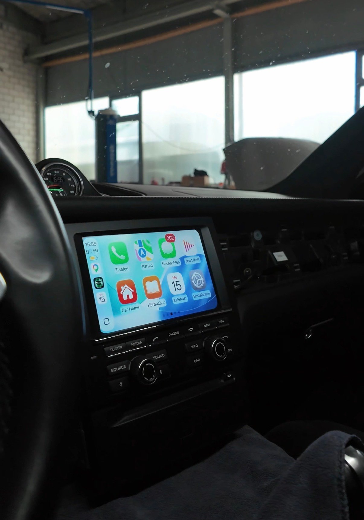 ABG Vision Apple CarPlay Integration im Porsche Macan – ABG Performance